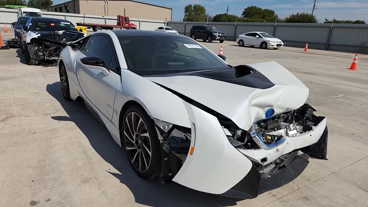 Фото: WBY2Z2C56FV391411