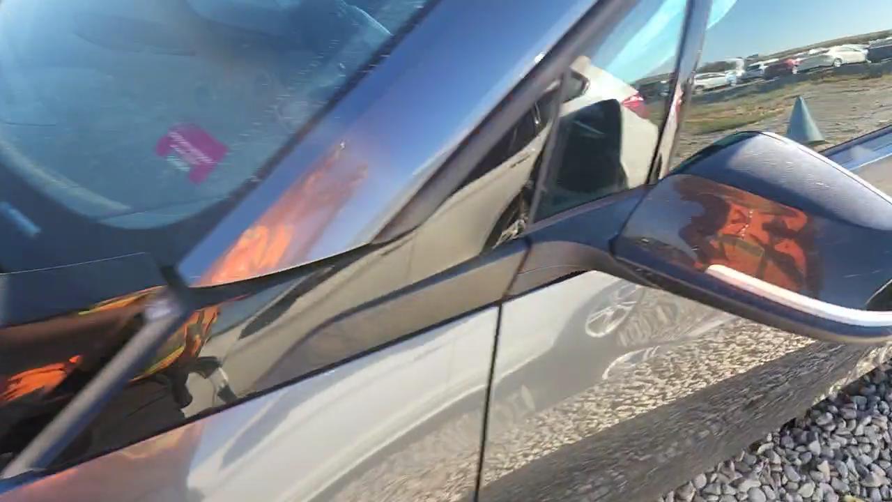 Фото: WBY1Z6C35H7A39691