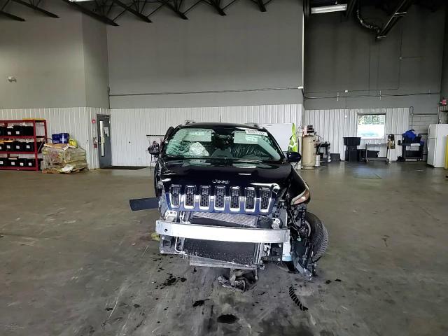 2015 Jeep Cherokee Latitude VIN: 1C4PJMCS9FW589085 Lot: 80027145