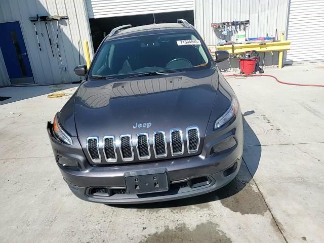 2016 Jeep Cherokee Latitude VIN: 1C4PJMCB4GW255483 Lot: 71304045