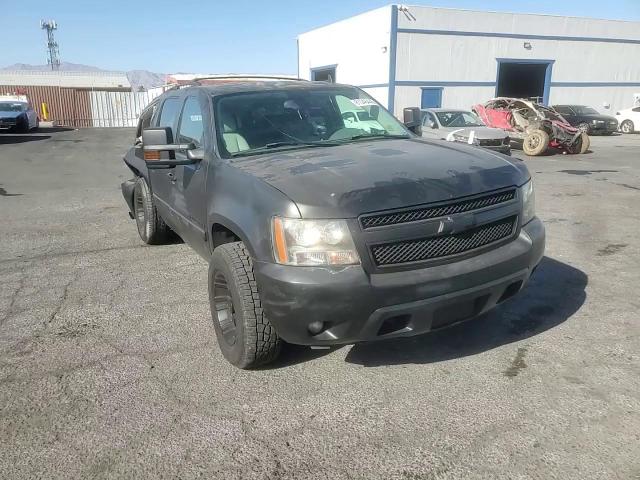 2007 Chevrolet Suburban K1500 VIN: 1GNFK16367J195528 Lot: 81346445