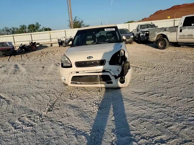 2013 Kia Soul + VIN: KNDJT2A60D7520805 Lot: 80638895