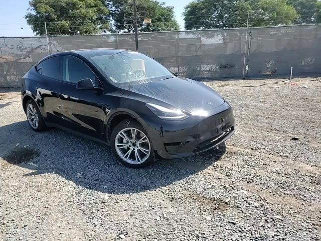2023 Tesla Model Y VIN: 7SAYGDEE9PF928625 Lot: 81783545