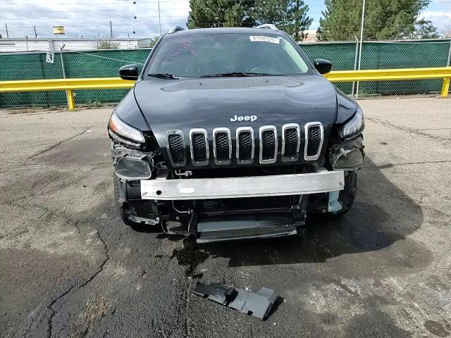 2016 Jeep Cherokee Latitude VIN: 1C4PJMCB1GW246157 Lot: 81599425