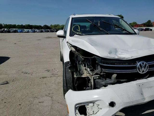 2012 Volkswagen Tiguan S VIN: WVGBV7AX3CW509205 Lot: 80995245