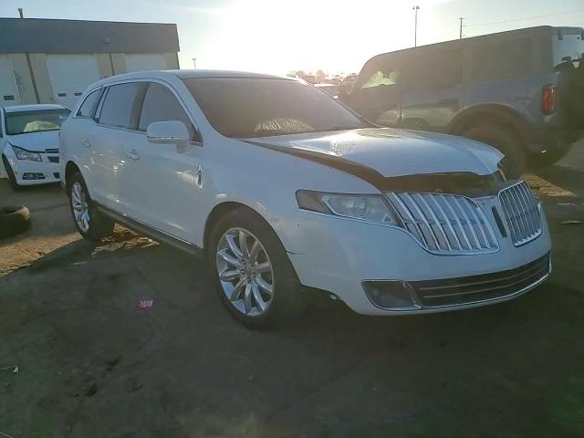 2010 Lincoln Mkt VIN: 2LMHJ5AR8ABJ08988 Lot: 81837415