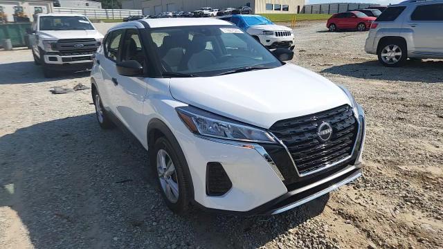 2023 Nissan Kicks S VIN: 3N1CP5BV9PL570710 Lot: 71867525