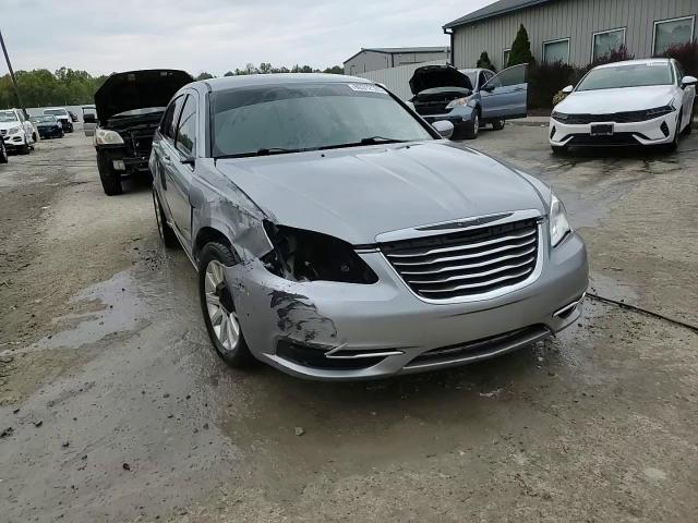 2013 Chrysler 200 Touring VIN: 1C3CCBBB3DN584261 Lot: 80312185