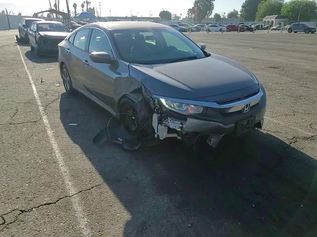 2018 Honda Civic Lx VIN: 2HGFC2F55JH568095 Lot: 71313815