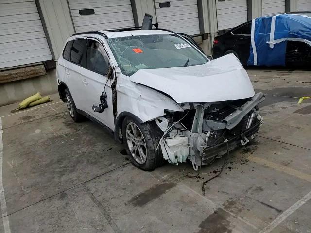 2015 Mitsubishi Outlander Se VIN: JA4AD3A39FZ006459 Lot: 83873375