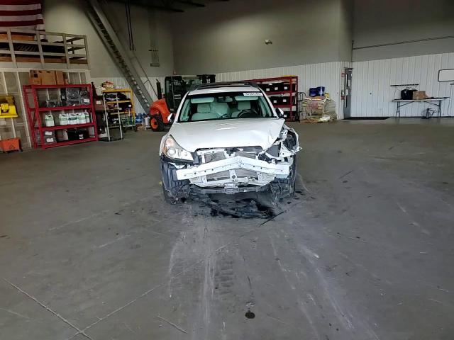 2014 Subaru Outback 2.5I Premium VIN: 4S4BRCDC9E3203913 Lot: 84364165