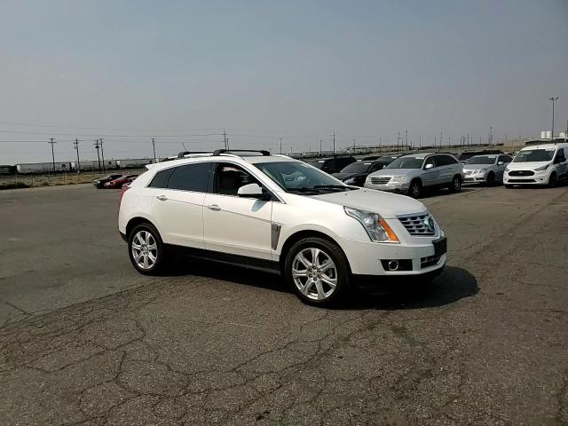 2015 Cadillac Srx Performance Collection VIN: 3GYFNFE3XFS555261 Lot: 71093405
