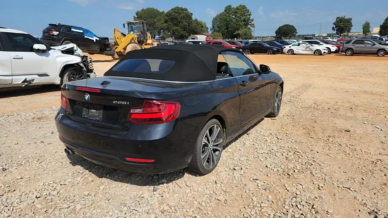 Фото: WBA1K5C57FV473762