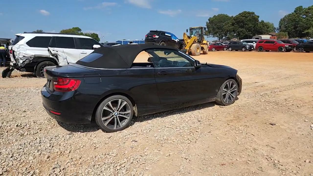 Фото: WBA1K5C57FV473762