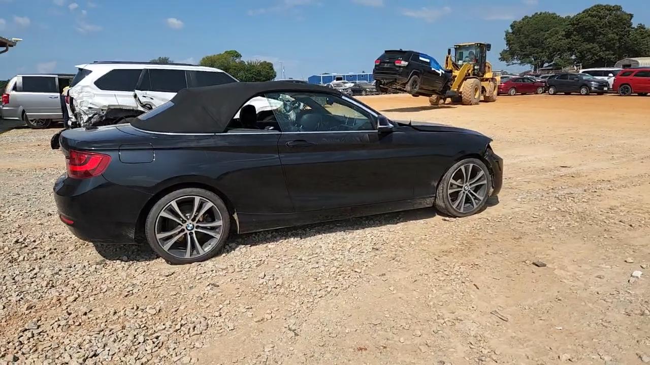 Фото: WBA1K5C57FV473762