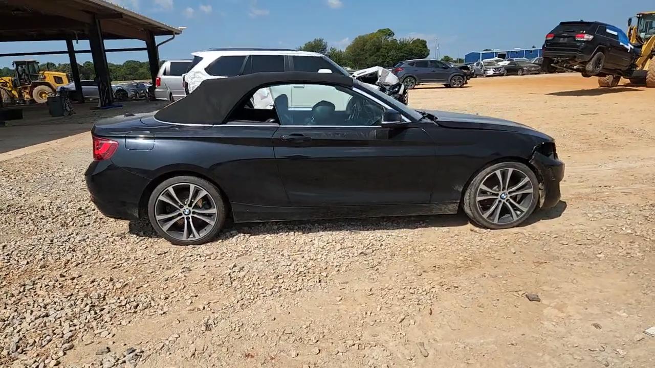 Фото: WBA1K5C57FV473762