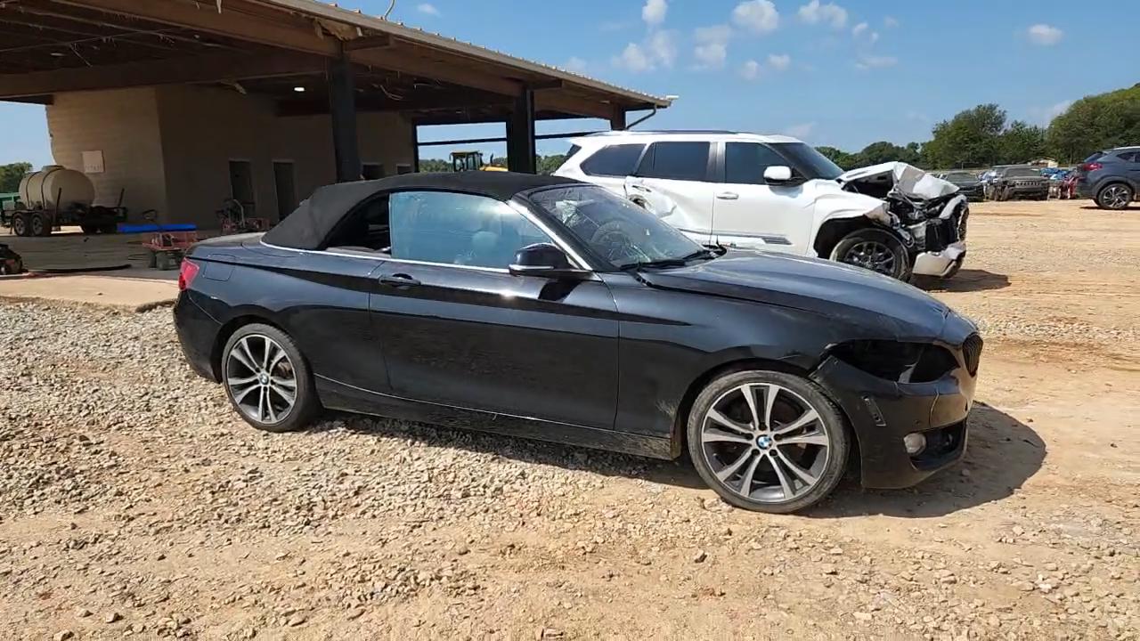 Фото: WBA1K5C57FV473762