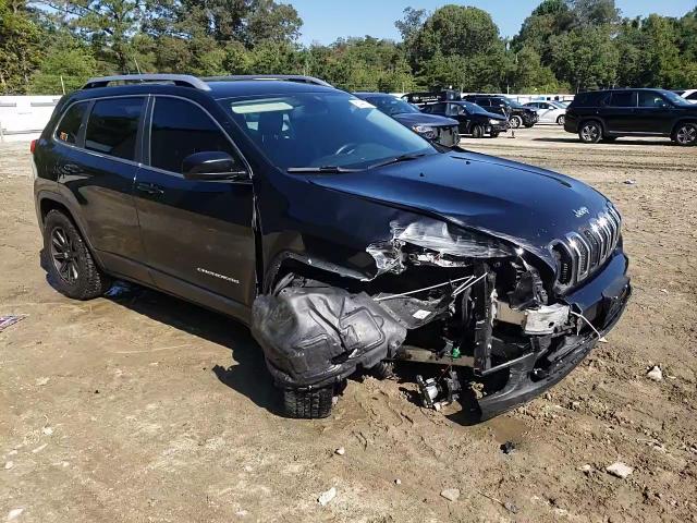 2016 Jeep Cherokee Latitude VIN: 1C4PJMCS7GW338616 Lot: 81447575