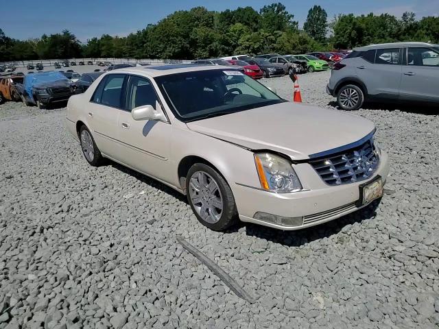 2011 Cadillac Dts Platinum VIN: 1G6KP5ES9BU126562 Lot: 70758805