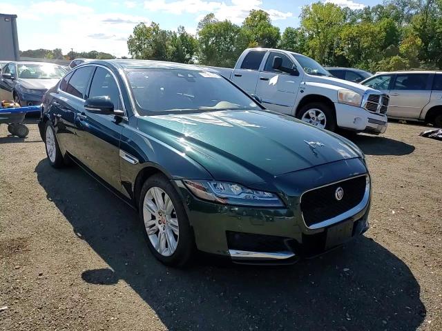 2016 Jaguar Xf Premium VIN: SAJBJ4BV7GCY19314 Lot: 71965065