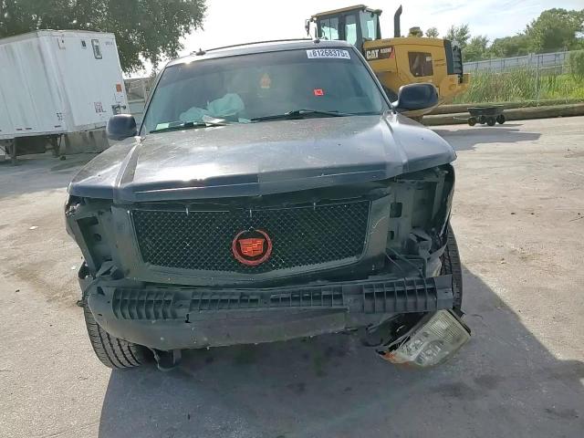 2003 Cadillac Escalade Luxury VIN: 1GYEK63N33R199033 Lot: 81268375