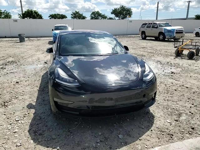 2018 Tesla Model 3 VIN: 5YJ3E1EB8JF105418 Lot: 80921725