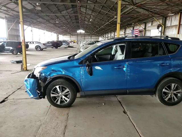 2017 Toyota Rav4 Xle VIN: JTMWFREV3HJ114064 Lot: 84014985