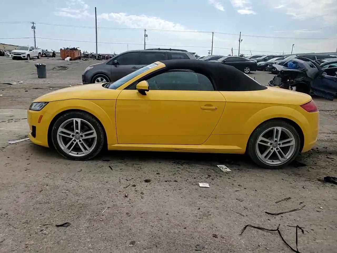 Фото: TRUT5CFV1H1013449