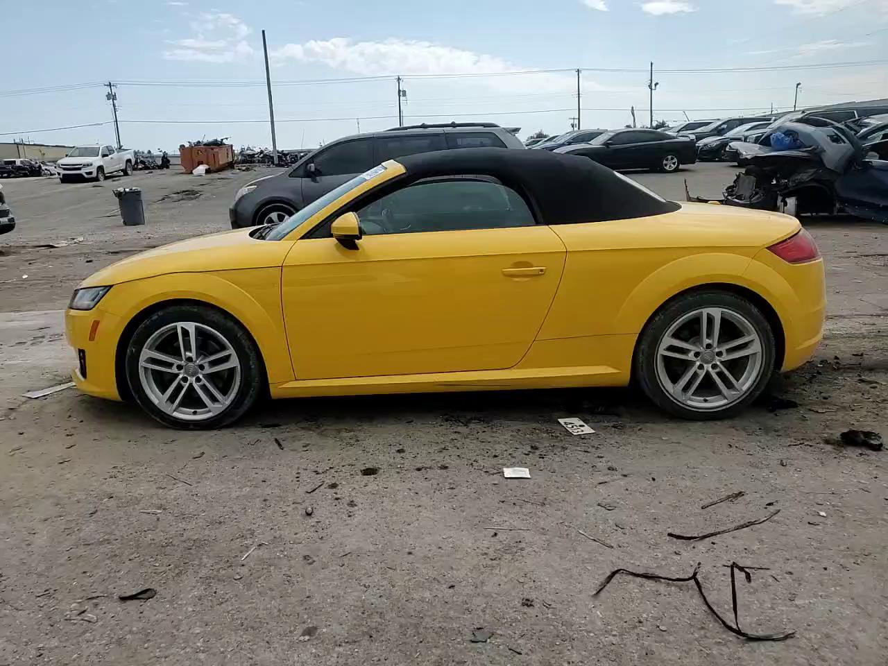 Фото: TRUT5CFV1H1013449