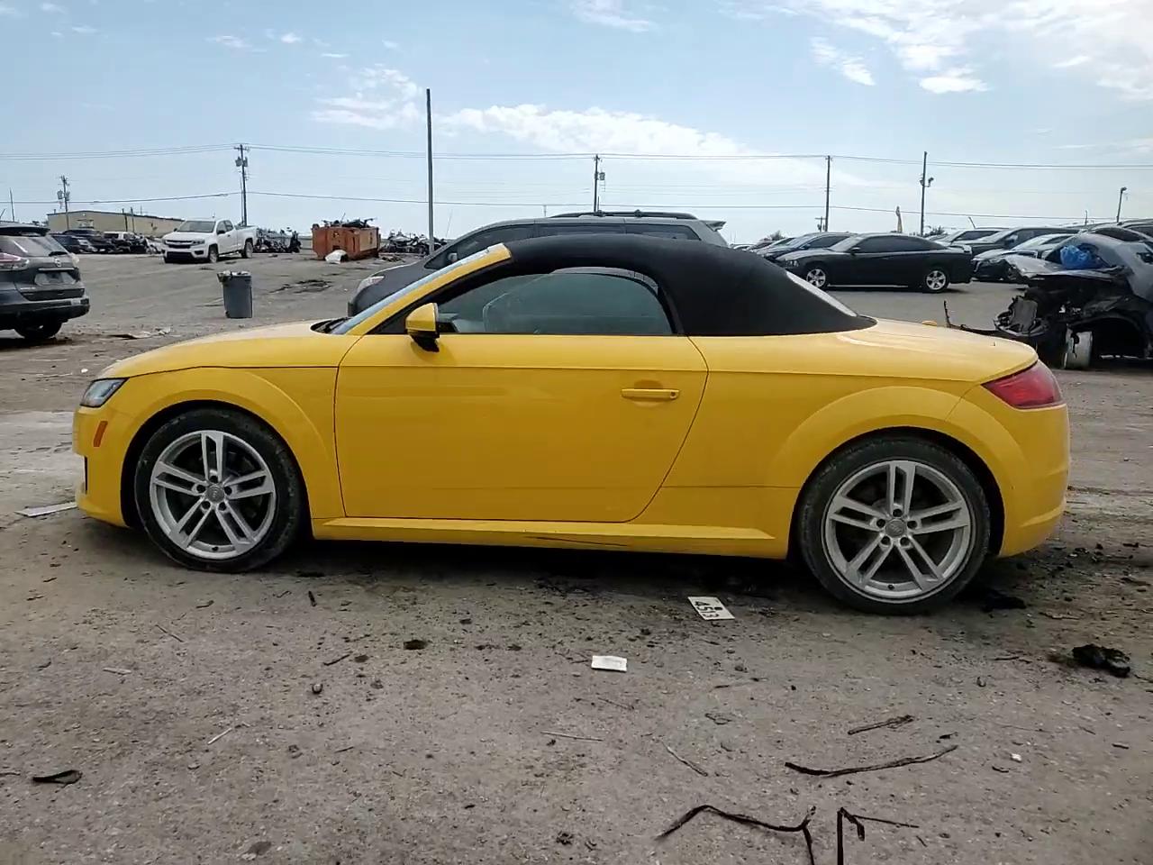 Фото: TRUT5CFV1H1013449