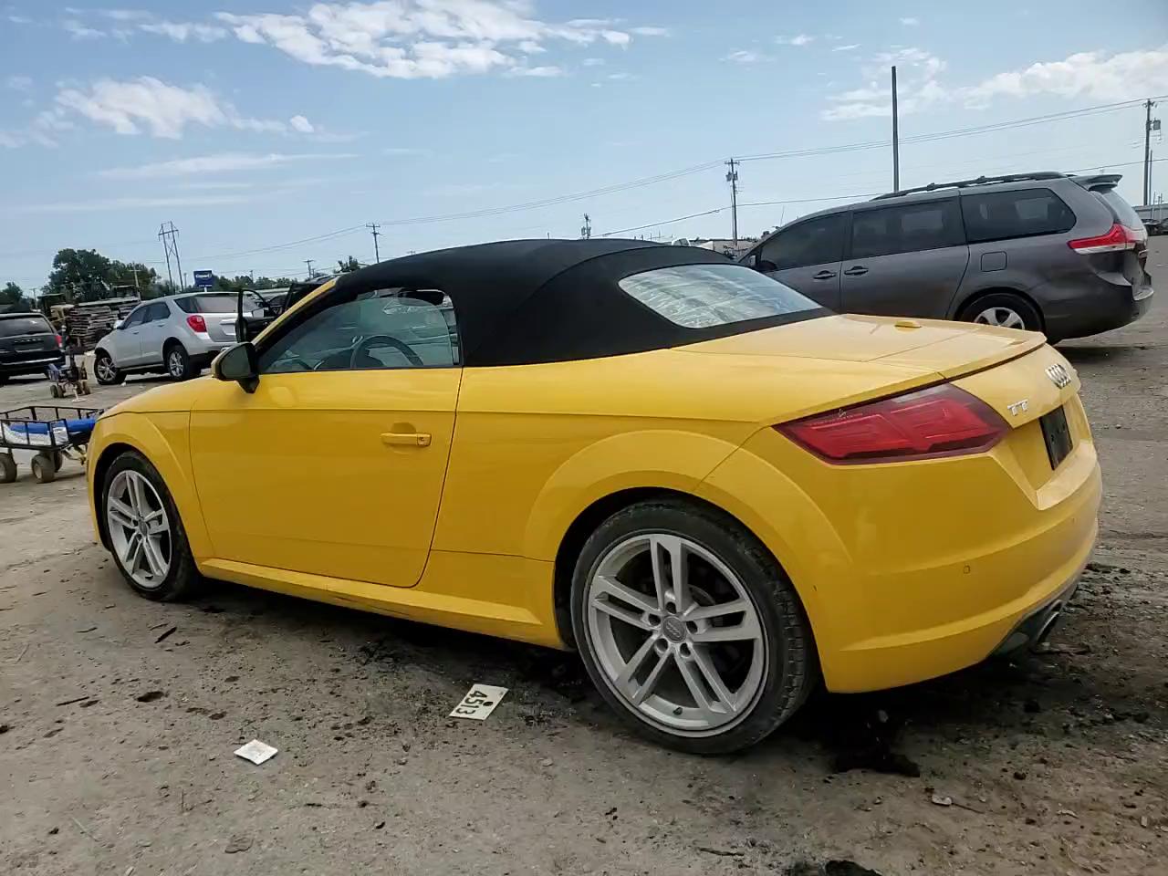 Фото: TRUT5CFV1H1013449