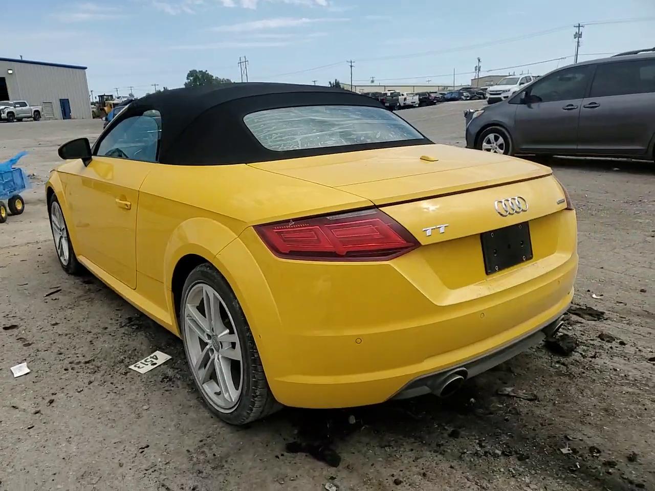 Фото: TRUT5CFV1H1013449