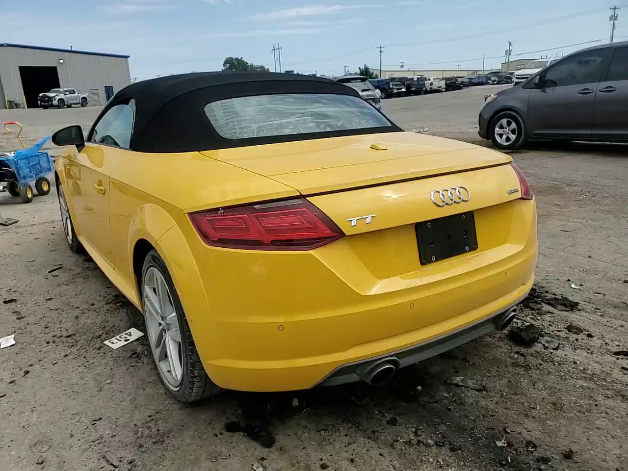 Фото: TRUT5CFV1H1013449