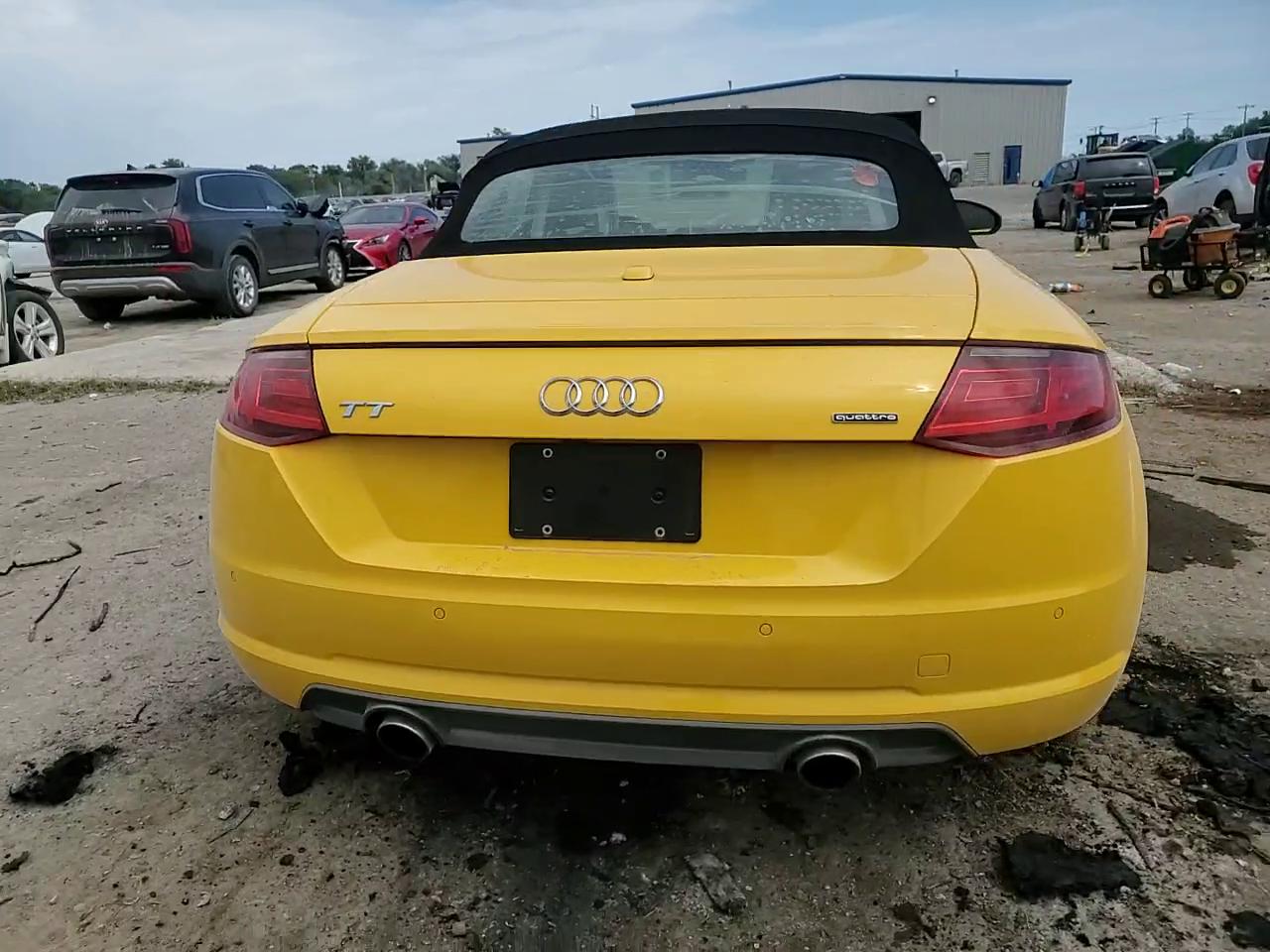 Фото: TRUT5CFV1H1013449