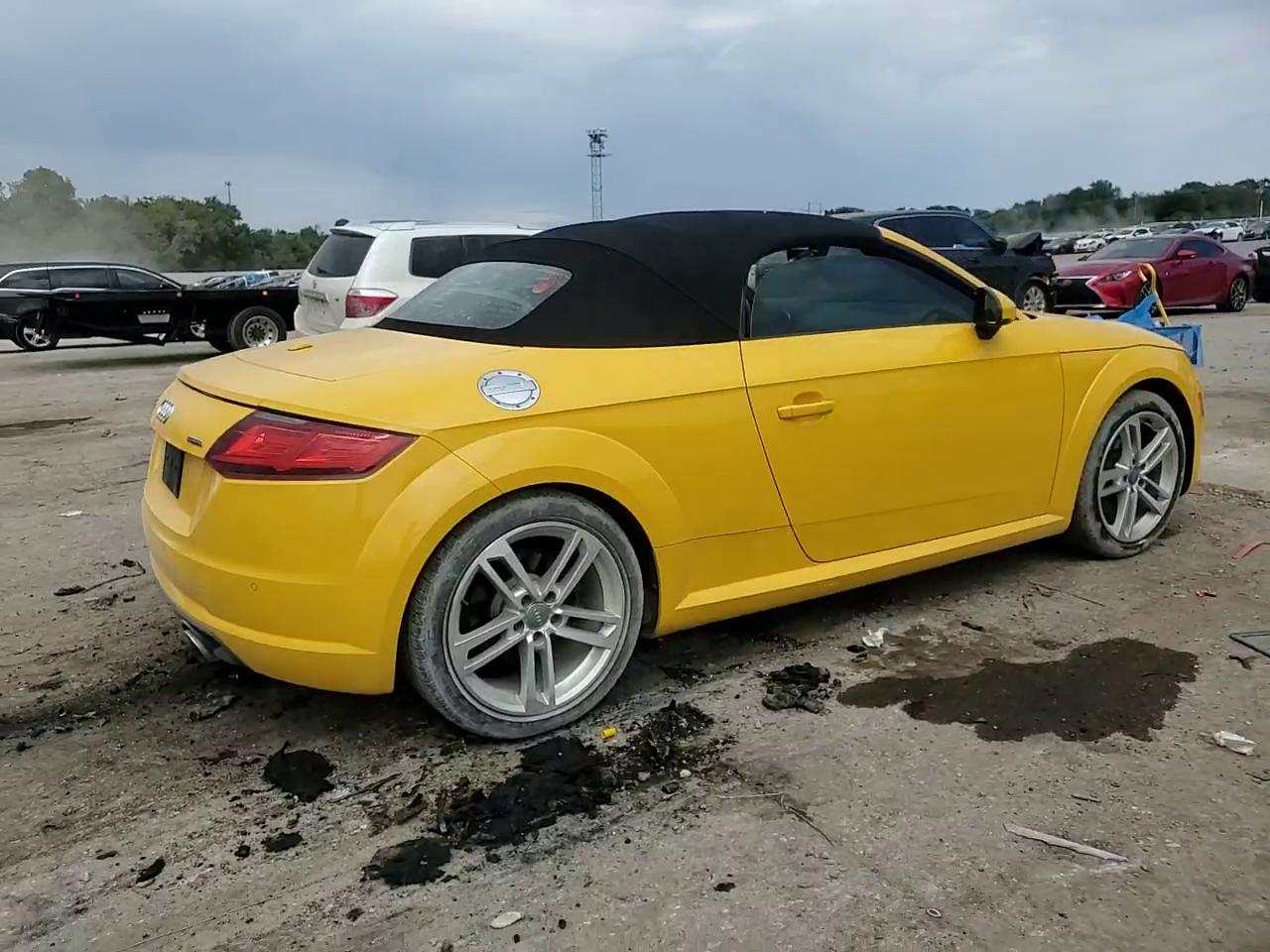 Фото: TRUT5CFV1H1013449