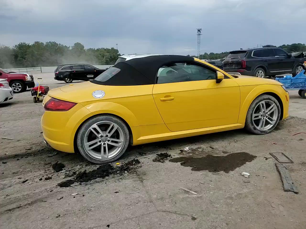 Фото: TRUT5CFV1H1013449