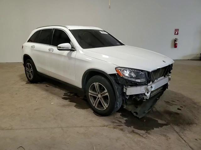 2017 Mercedes-Benz Glc 300 VIN: WDC0G4JB1HF165027 Lot: 70847415