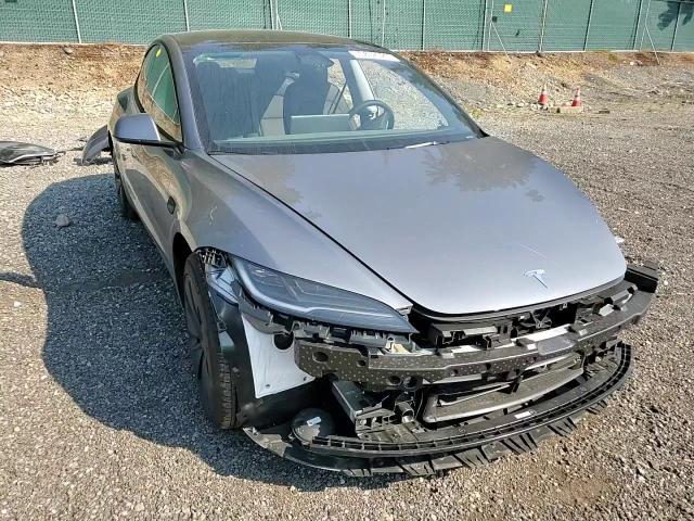 2025 Tesla Model 3 VIN: 5YJ3E1EA2SF933540 Lot: 70852325