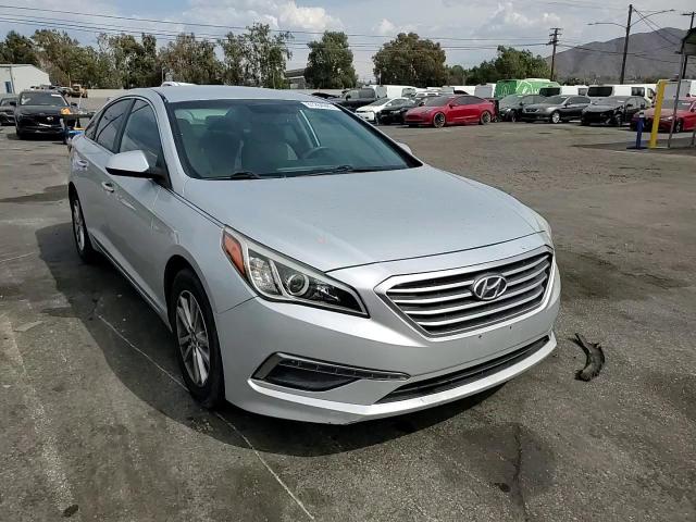 2015 Hyundai Sonata Se VIN: 5NPE24AF7FH244587 Lot: 81264965