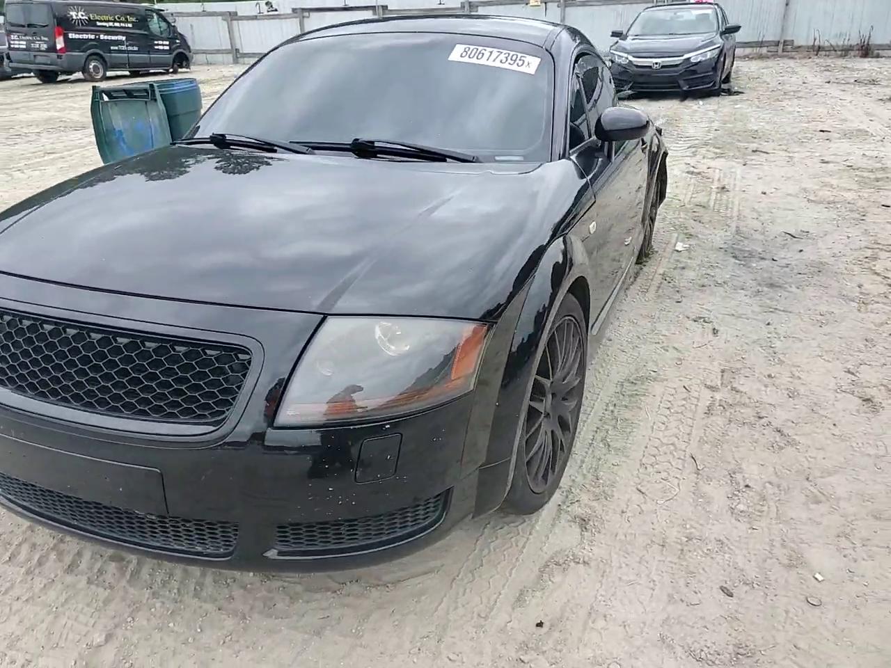 Фото: TRUWT28N811012721