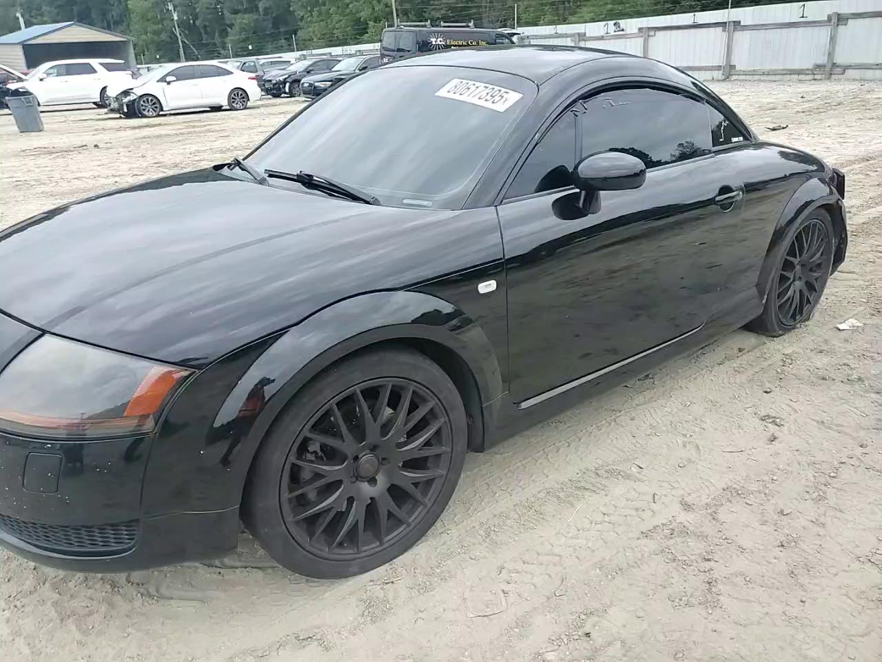 Фото: TRUWT28N811012721