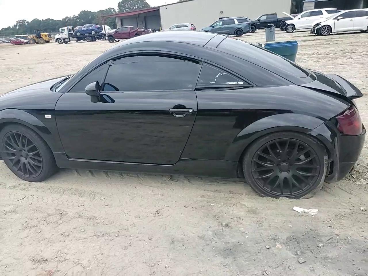 Фото: TRUWT28N811012721