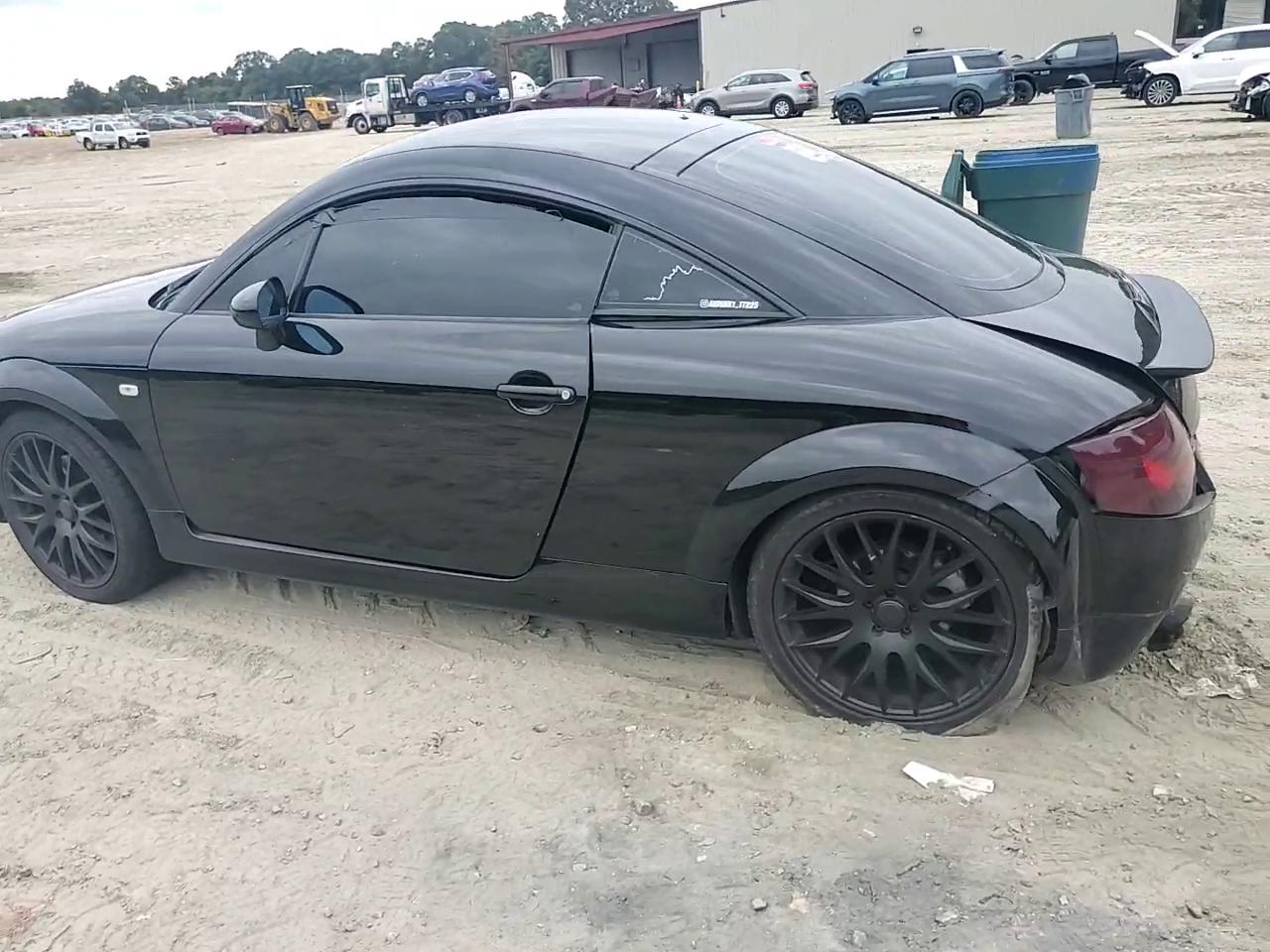 Фото: TRUWT28N811012721