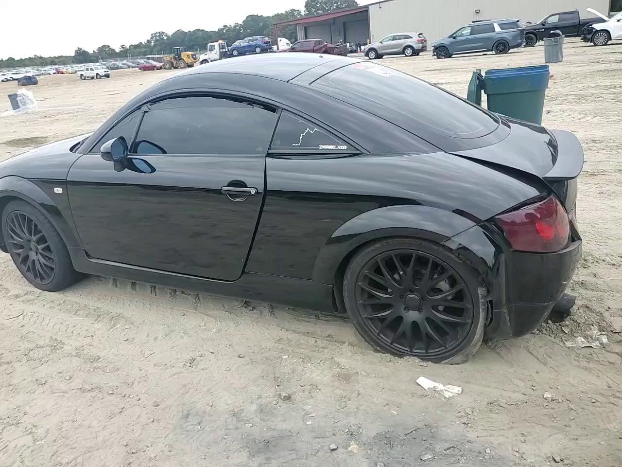 Фото: TRUWT28N811012721