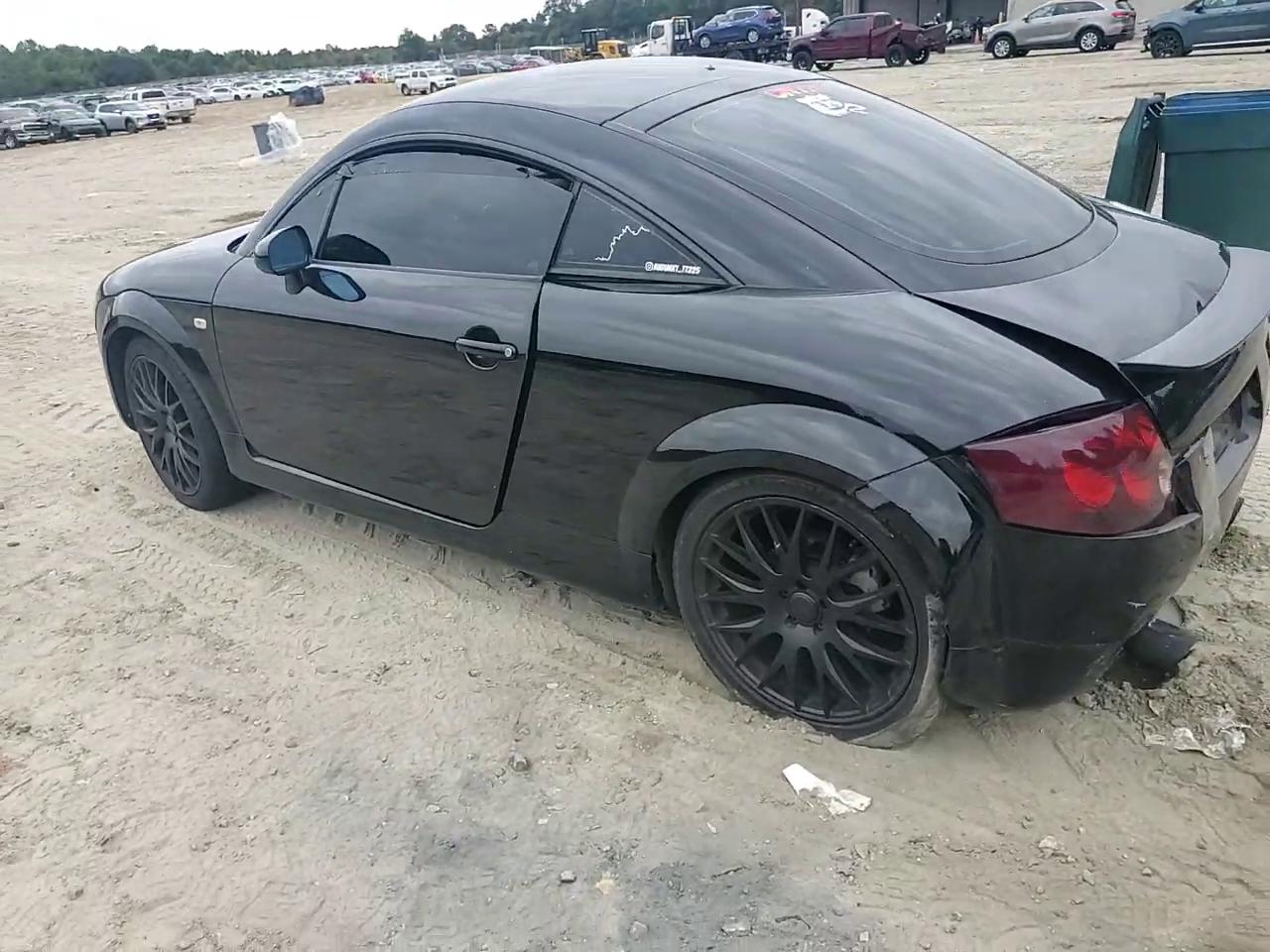 Фото: TRUWT28N811012721