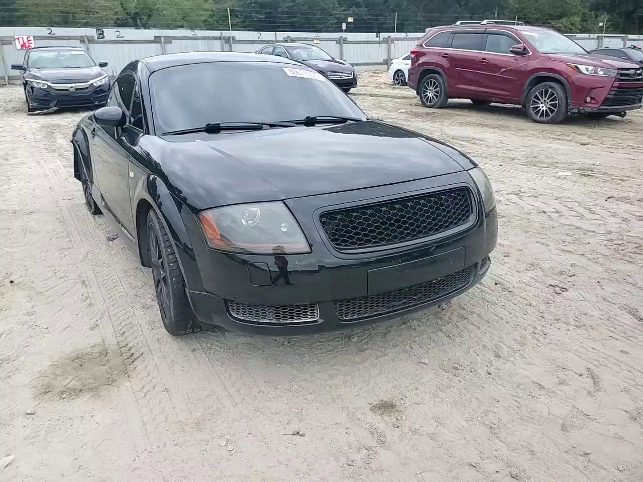 Фото: TRUWT28N811012721