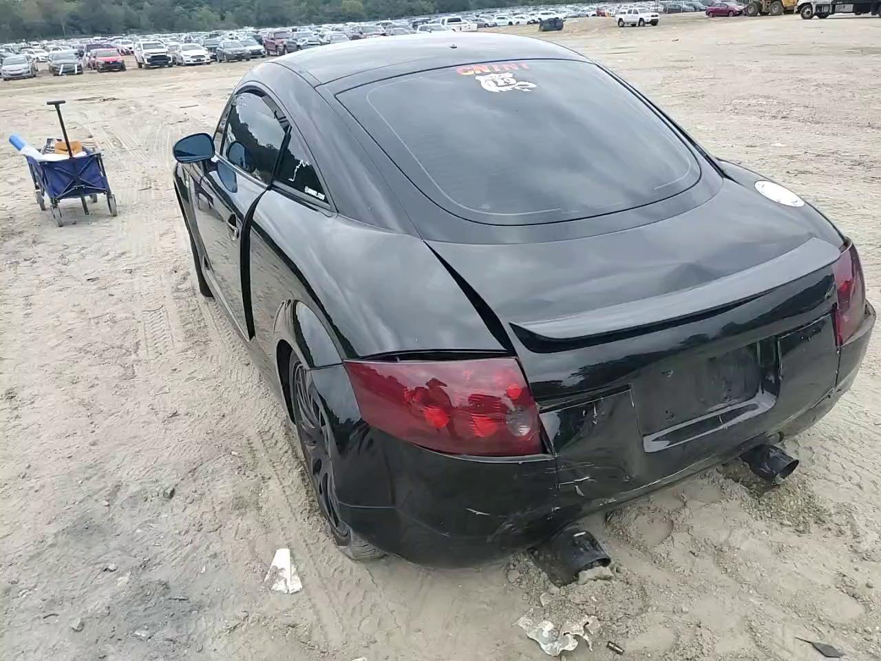 Фото: TRUWT28N811012721