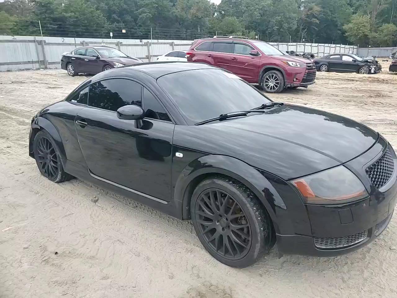 Фото: TRUWT28N811012721