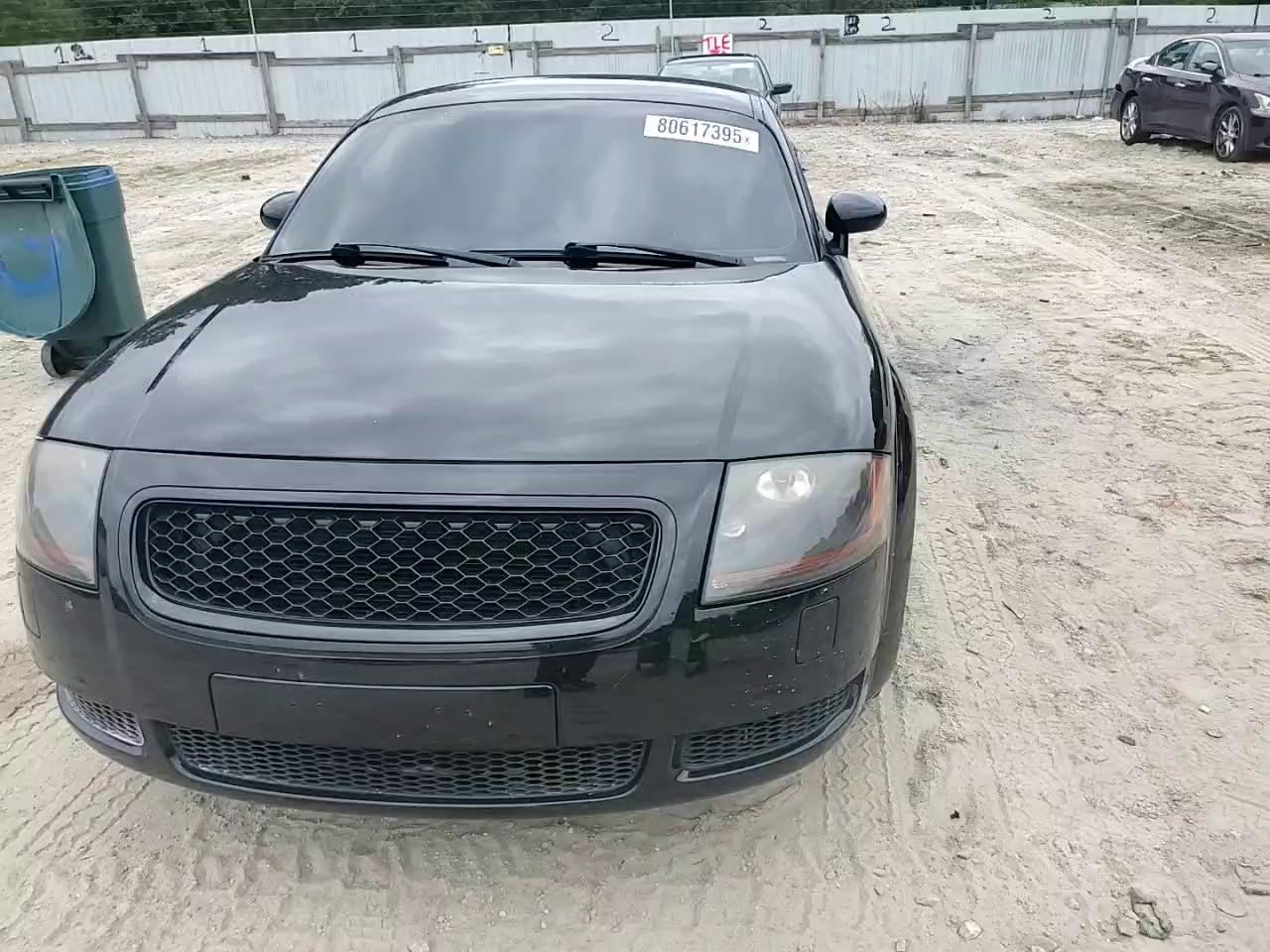 Фото: TRUWT28N811012721