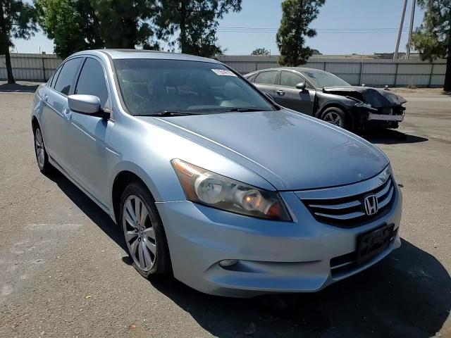 2012 Honda Accord Exl VIN: 1HGCP3F81CA010317 Lot: 71514715